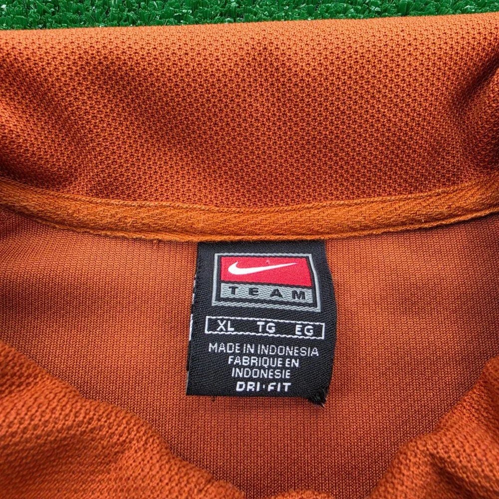 Vintage Texas Longhorns Nike Team Dri Fit Polo Shirt Mens XL Orange NCAA Logo - Picture 8 of 10